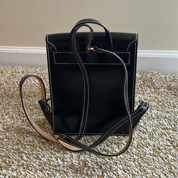 Dooney and bourke main image 4